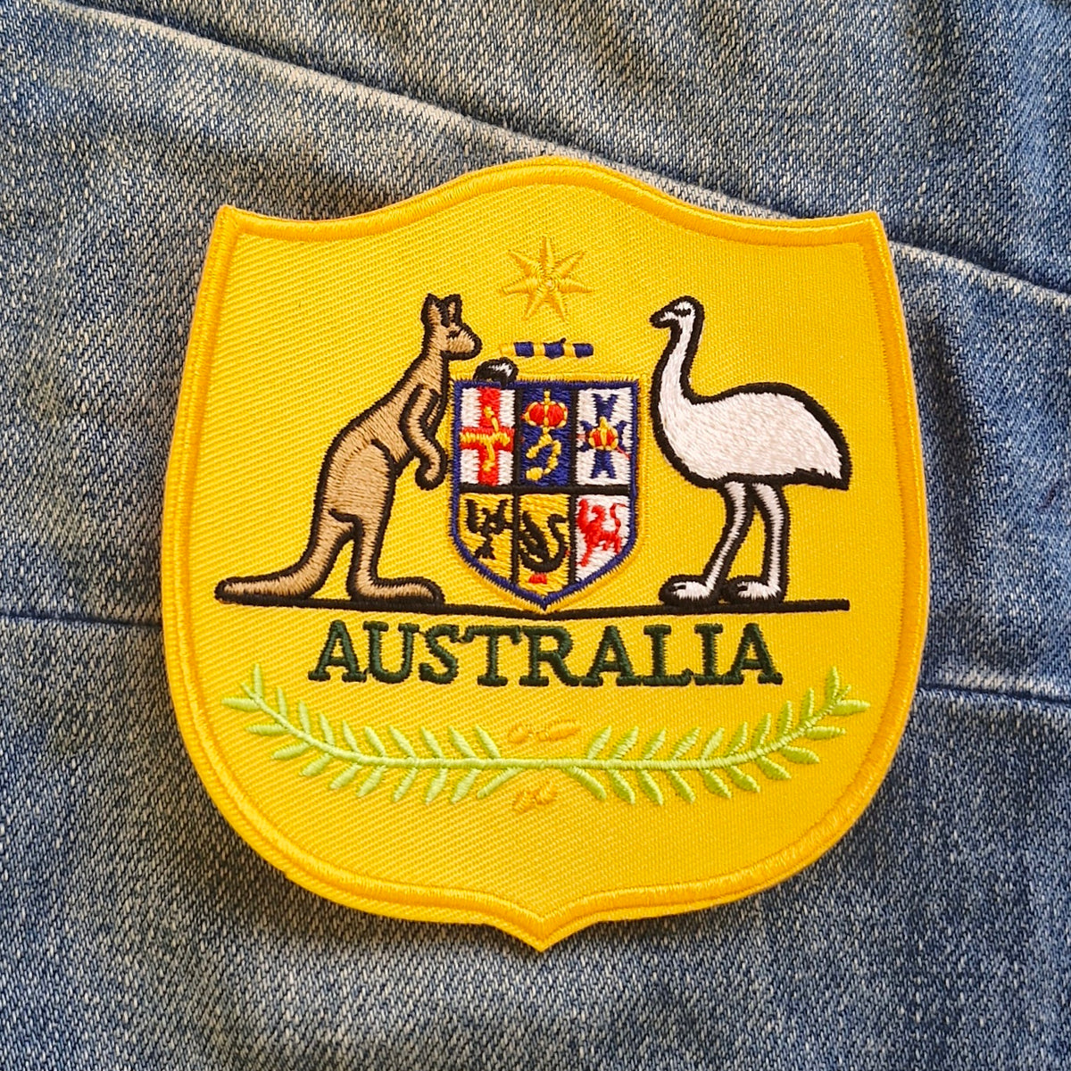 Australia Coat of Arms Gold Crest | Iron-On Embroidered Patch
