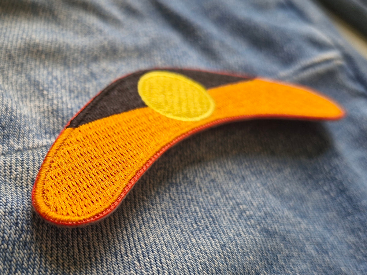 Aboriginal Flag Boomerang embroidered patch — additional product photo 2